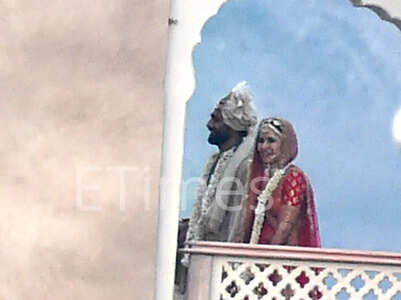Katrina nd Vicky's FIRST PHOTO is out