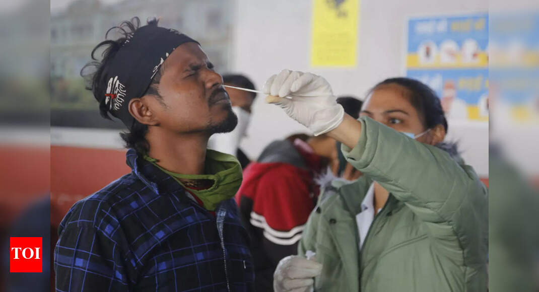 Live: Omicron in focus, states told to monitor Covid clusters