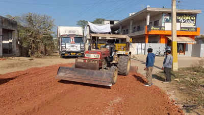 Ludhiana: Devotees begin construction work of road leading to gurdwara on their own