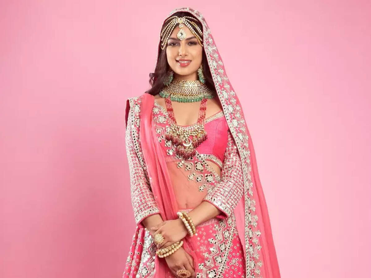 Harnaaz Sandhu’s national costume at Miss Universe 2021 embodies the
