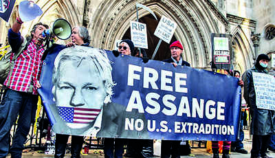 US wins Assange extradition appeal in UK court
