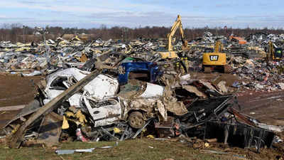 Powerful tornadoes kill more than 80 in five US states