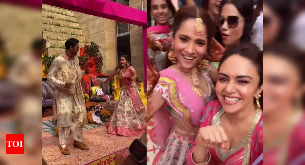 Ankita Lokhande And Vicky Jain Dance In A Carnival Theme Mehendi Ceremony Mahhi Vij Amruta 