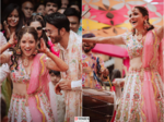 Ankita Lokhande dances her heart out with Vicky Jain during mehendi ceremony, photos capture the pre-wedding fun