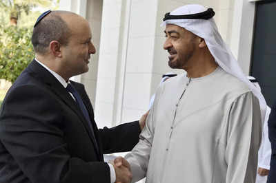 Israel's PM meets crown prince on historic UAE visit