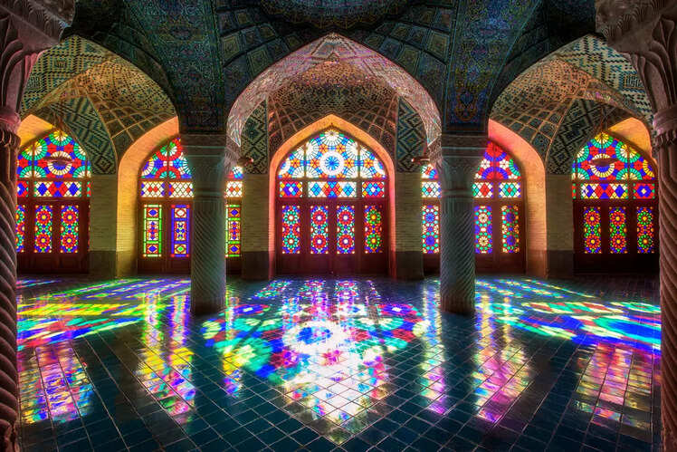 Visit Iran's mosques