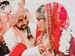 Paras Madaan marries girlfriend Soumita Das in a traditional ceremony, wedding photos of the couple surface online