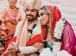 Paras Madaan marries girlfriend Soumita Das in a traditional ceremony, wedding photos of the couple surface online