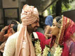 Paras Madaan marries girlfriend Soumita Das in a traditional ceremony, wedding photos of the couple surface online