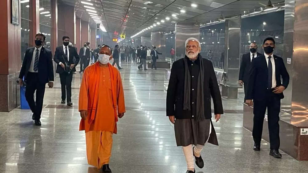 PM Modi at Varanasi railway station