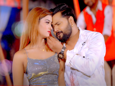 Samar Singh and Akanksha Dubey's new song 'Muski Chawaniya' is out!