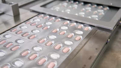 Pfizer says Covid-19 pill near 90% effective in final analysis