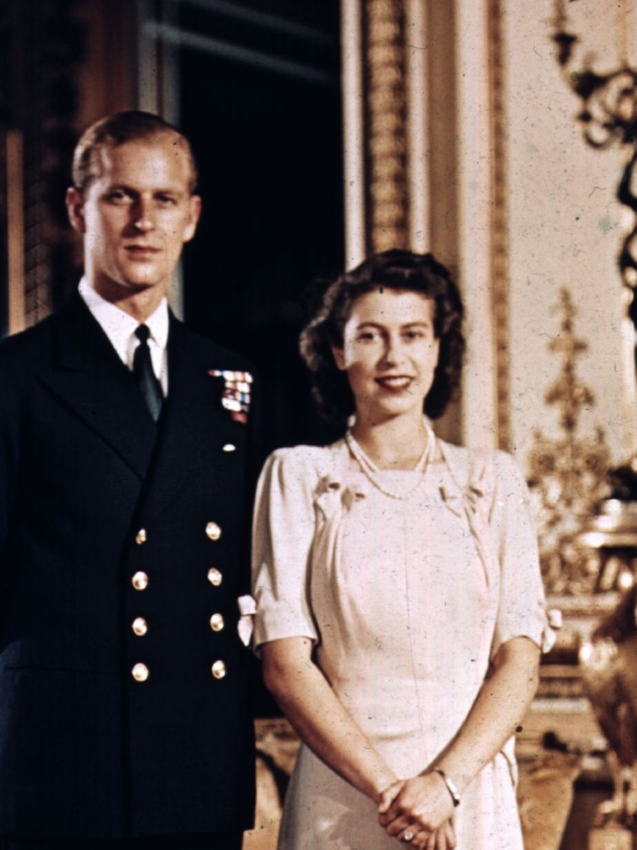 Queen Elizabeth II and Prince Philip were cousins! | Times of India