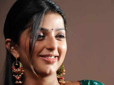 Bhumika to make her Kollywood comeback with Udayanithi Stalin