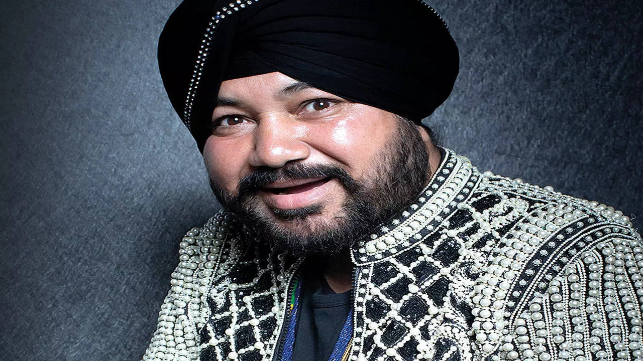 Sun Baliye - Daler Mehndi: Song Lyrics, Music Videos & Concerts