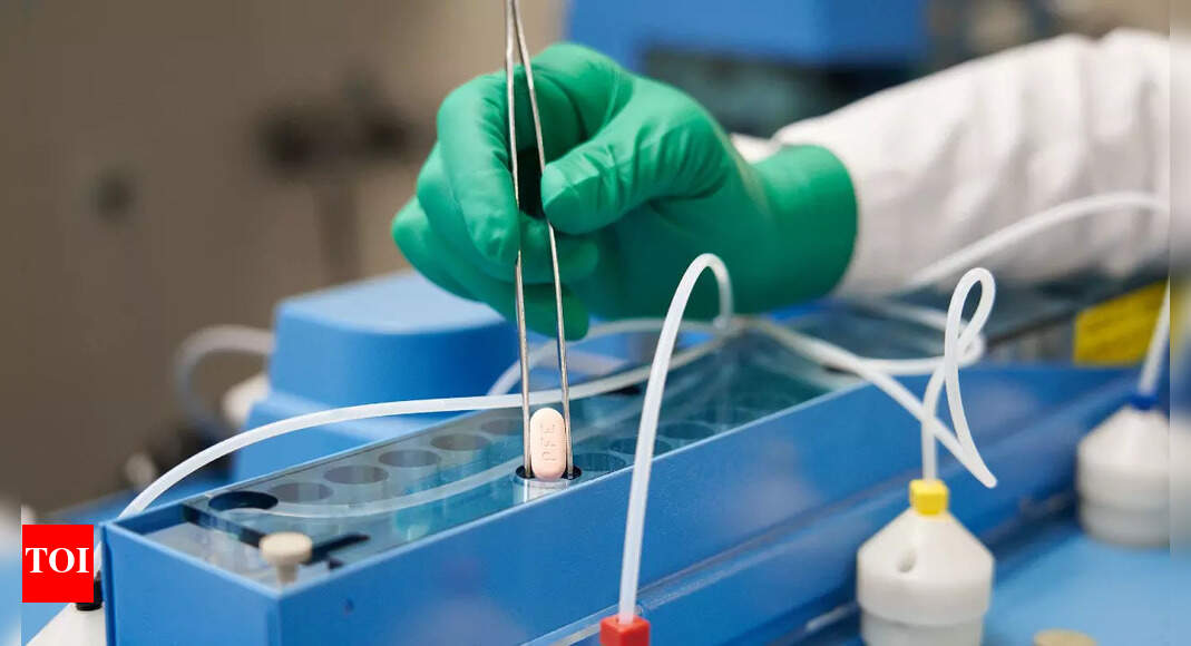 Covid-19: Experts bank on 2 new pills to fight Omicron variant