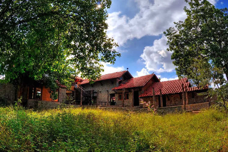 Kanha Earth Lodge