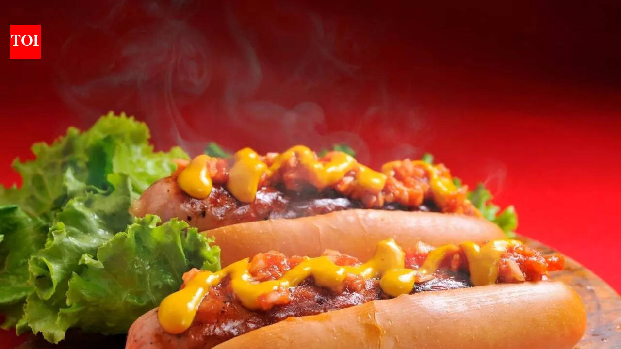 Hot Dog Origin: Why is a hot dog called so? The story behind the weird ...
