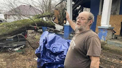 Rebuilding tornado-ravaged Kentucky town could take years
