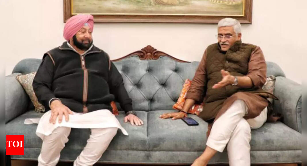 Punjab polls: Amarinder announces alliance with BJP