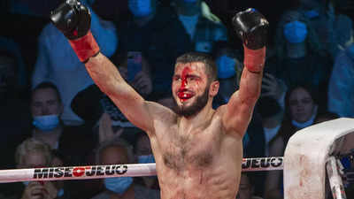 Artur Beterbiev extends 100 percent KO record to retain light-heavy belts | Boxing News - Times of India