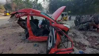 Hyderabad: Three friends die in car crash; drunk driving suspected