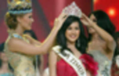 Miss Indonesia 2011 announced!