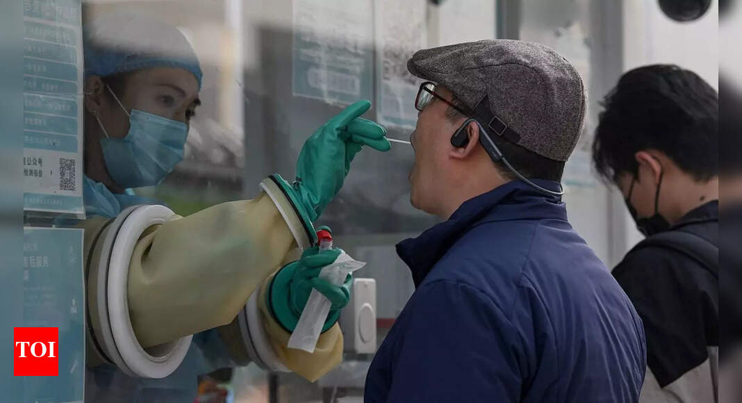 Omicron Omicron cases doubling in 3 days in areas with community