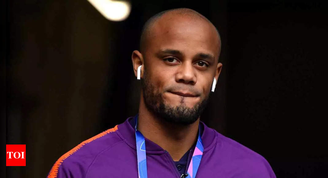 Vincent Kompany doelwit van racistische mishandeling in wedstrijd België |  Voetbal Nieuws