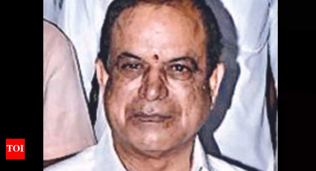 Andhra Pradesh: YSRC MLA UV Ramana Murthy Raju protests protocol ...