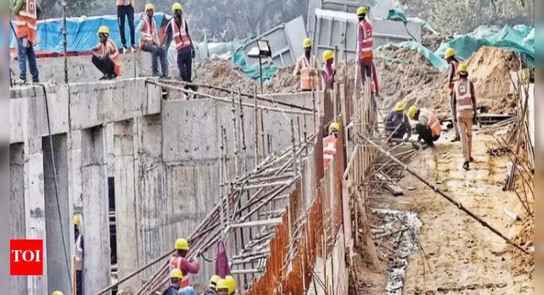 Construction ban in Delhi lifted, trucks allowed Delhi News Times of India