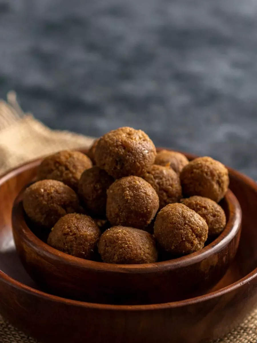 diet-for-irregular-periods-pcod-diet-laddoo-recipe-to-regularise