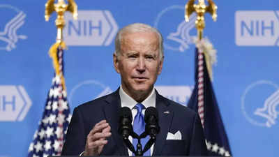 With warning for unvaccinated, Biden lays out plan to fight surging Omicron