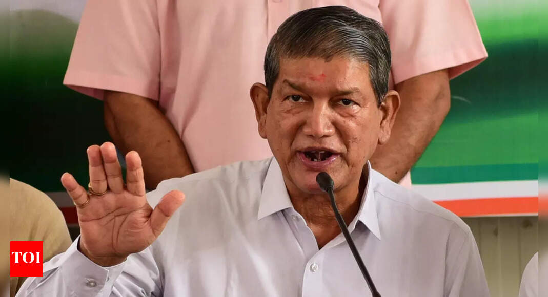 In cryptic tweets, Harish Rawat takes on Cong leadership
