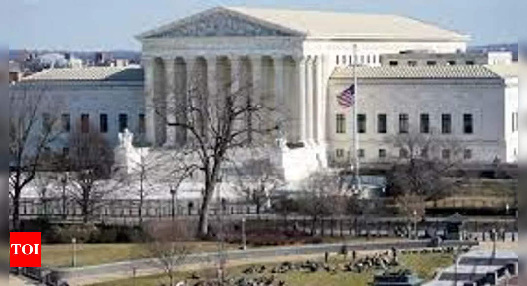 US Supreme Court to hold special session on vaccine requirements