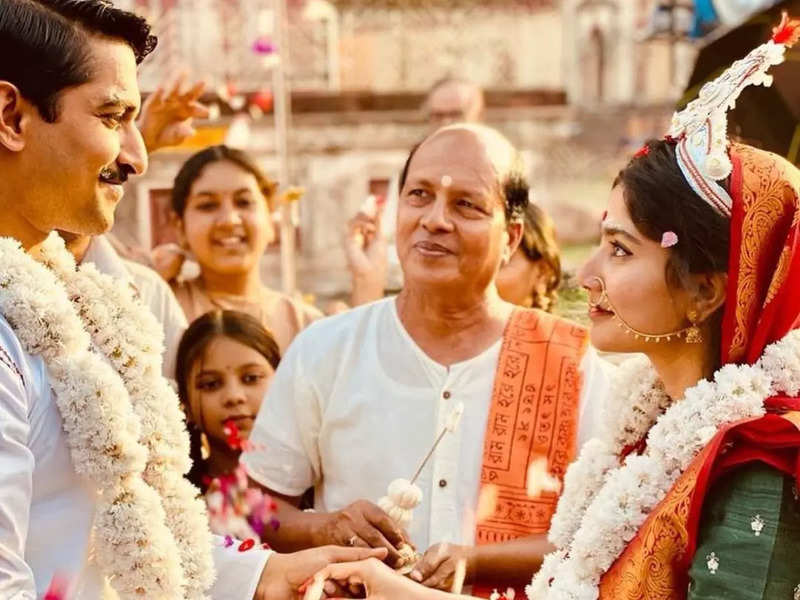 Sai Pallavi's Stylish Bengali Wedding Pictures Go Viral - Times Of India