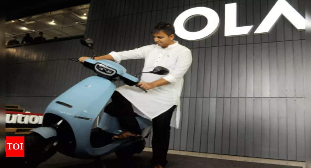 Indian startup develops country's first self balancing scooter [Video]