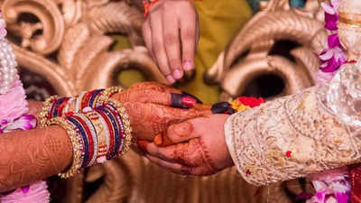 Patna: Move to raise marriage age of women welcomed | Patna News - Times of  India