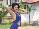 FIR fame Kavita Kaushik raises temperatures with swimwear pictures