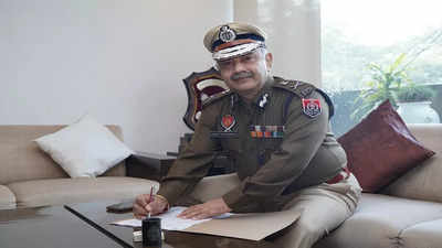 Punjab DGP holds security review meeting, directs to strengthen vigil around sensitive places