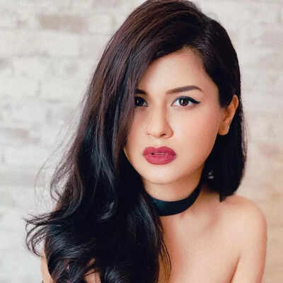 Avneet Kaur undefined Movie News - Times of India