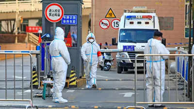 China's local Covid-19 cases edge higher as Xian remains in lockdown