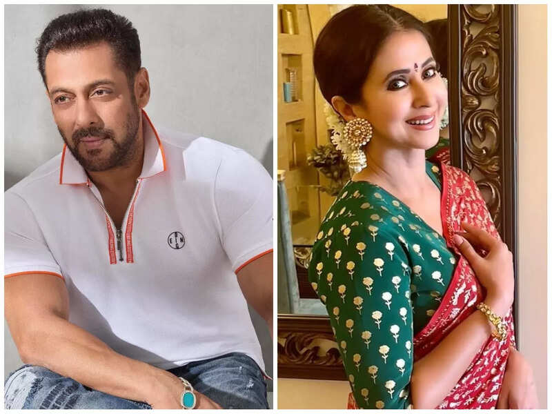 Urmila Matondkar says 'even snakes find you irresistible' as she wishes