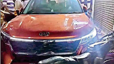 Drunk driver booked for running car over woman in Tamil Nadu