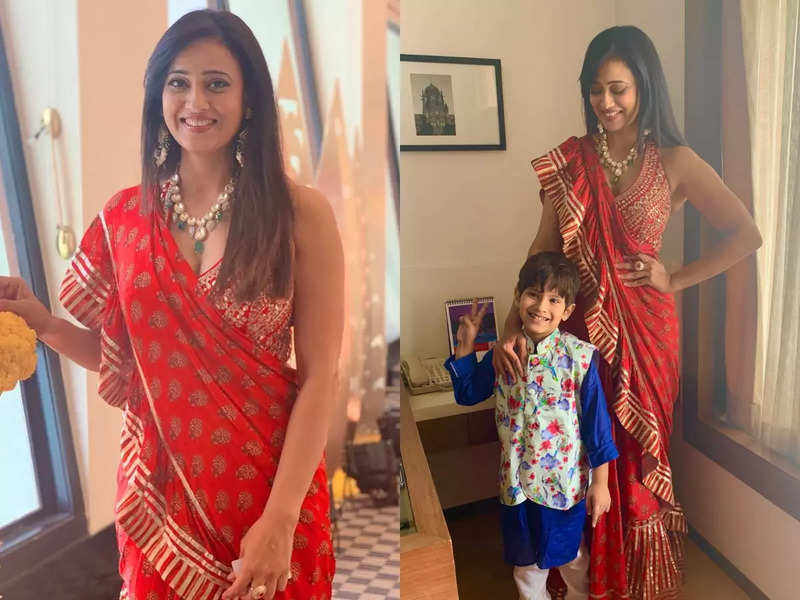 Shweta Tiwari looks ravishing in a red saree worth Rs 38K; shares pics from a wedding - Times of India