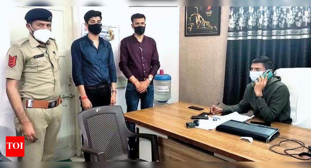 Gujarat Lawyer, brother pose as IAS officers, held Rajkot News
