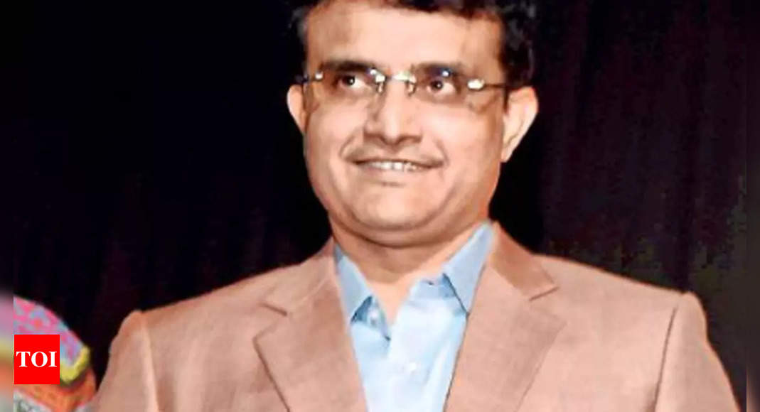 Sourav Ganguly hospitalized after testing Covid +ve