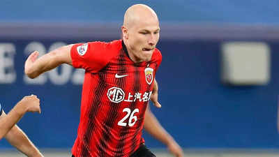 Mooy double keeps Shanghai in hunt for Asian Champions League berth