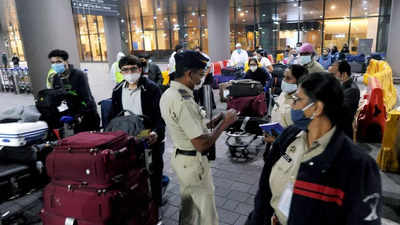 RT-PCR tests at Mumbai airport, 7-day home quarantine mandatory for UAE returnees, says BMC