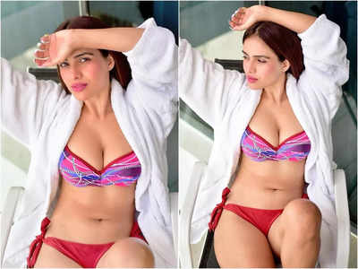 Neha Malik's bikini pictures will leave you breathless